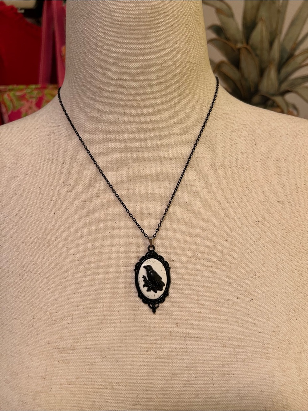 Black Crow Bird Cameo Pendant Necklace - Halloween Jewelry